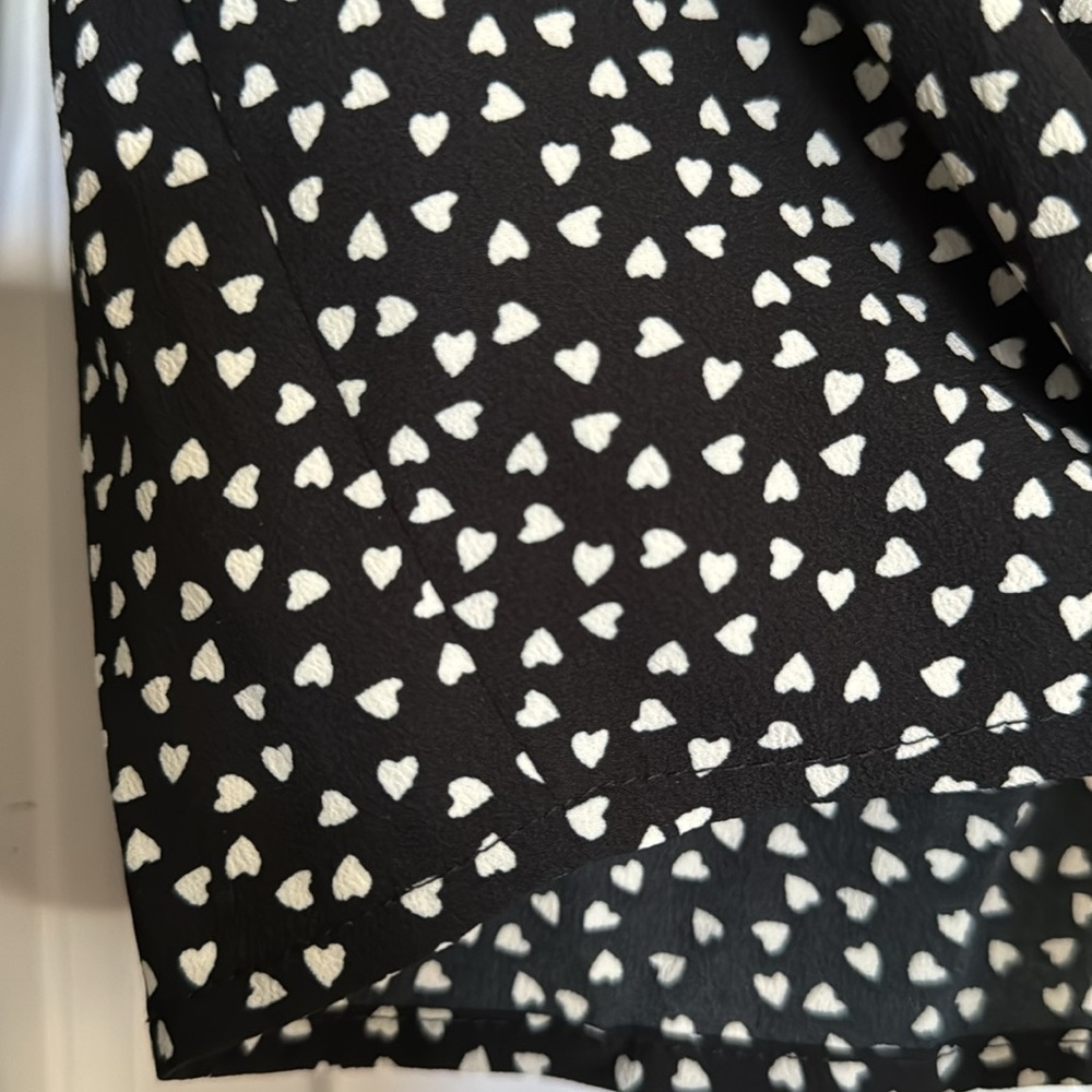 Volcom Xs Crop Top With Front Tie Closure - image 2